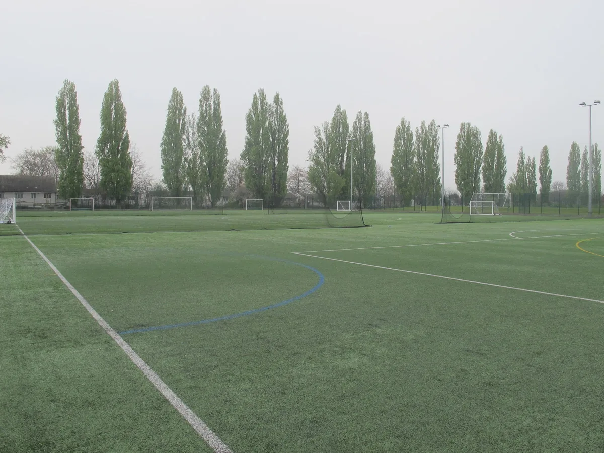 3G pitch at Swindon Academy